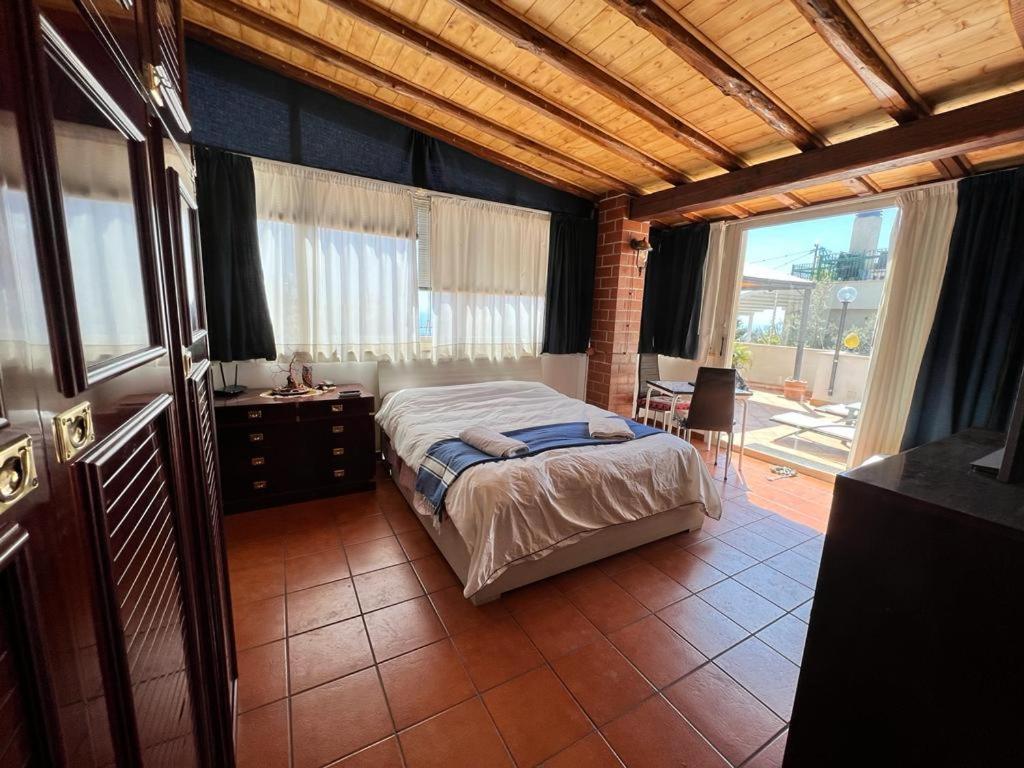 Il Terrazzo Di Marlu Villa Taormina Luaran gambar