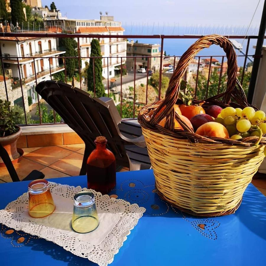 Il Terrazzo Di Marlu Villa Taormina Luaran gambar
