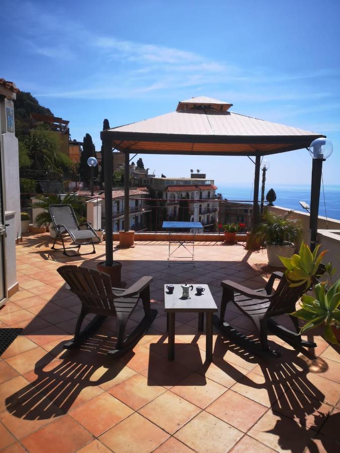 Il Terrazzo Di Marlu Villa Taormina Luaran gambar