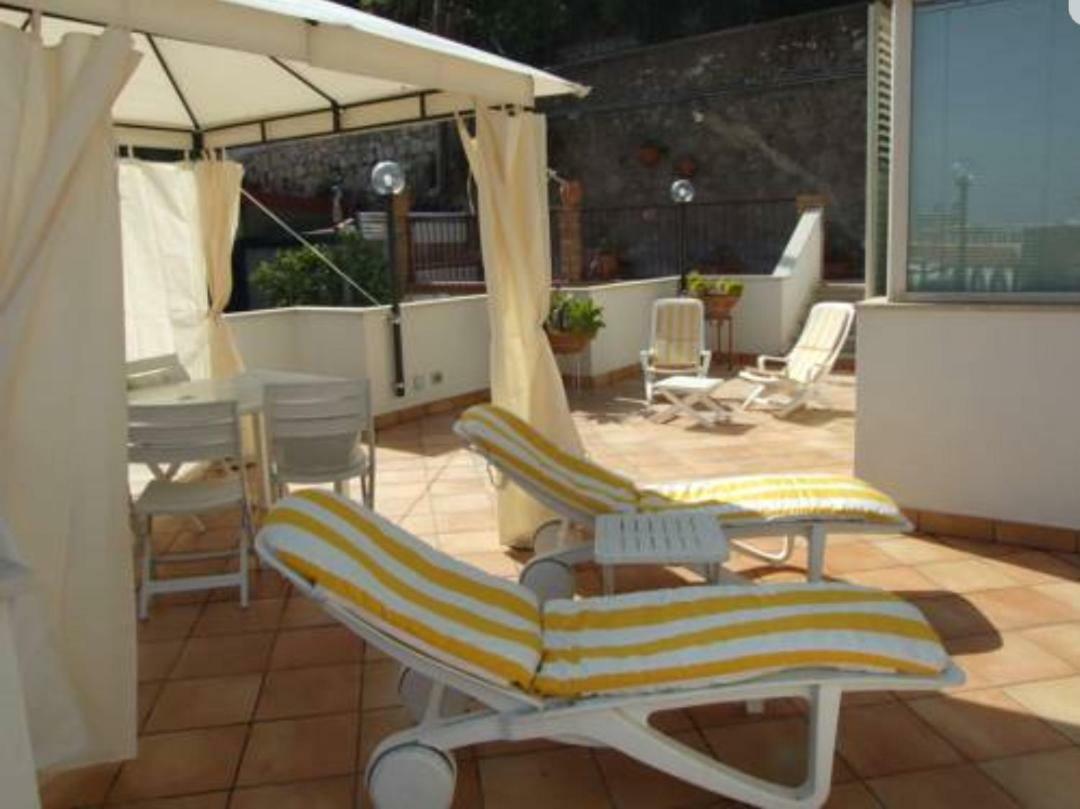Il Terrazzo Di Marlu Villa Taormina Luaran gambar